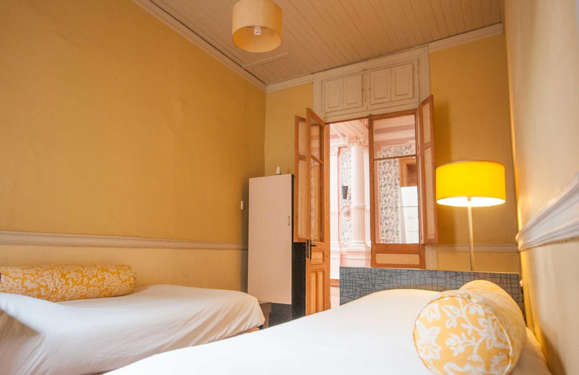 Happy House Hostel Сантяго Екстериор снимка